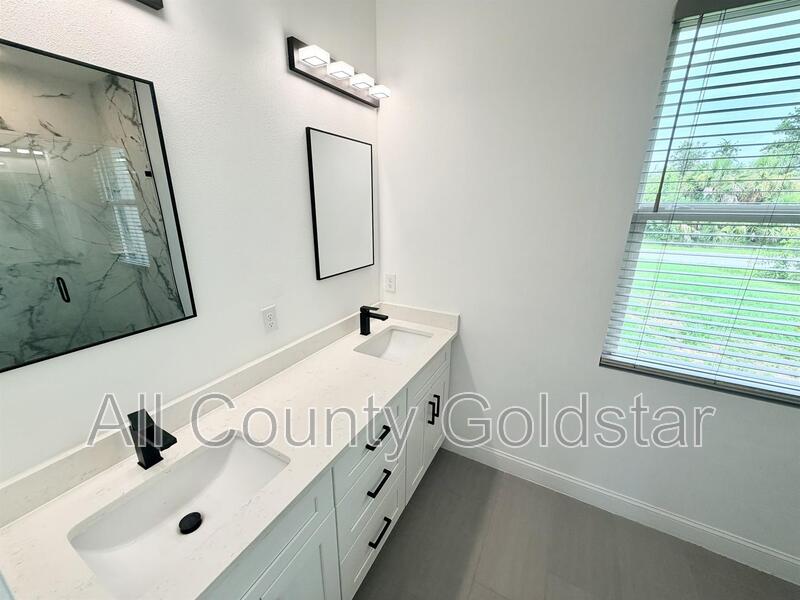 Main Rental Photo 14