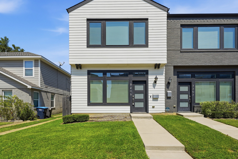 Fort Worth Townhome: 3205 Forest Park Boulevard - 1