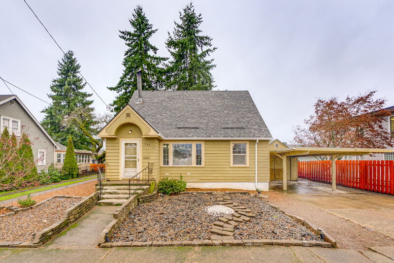 Dallas Condo: 1137 Southeast Uglow Avenue - 1