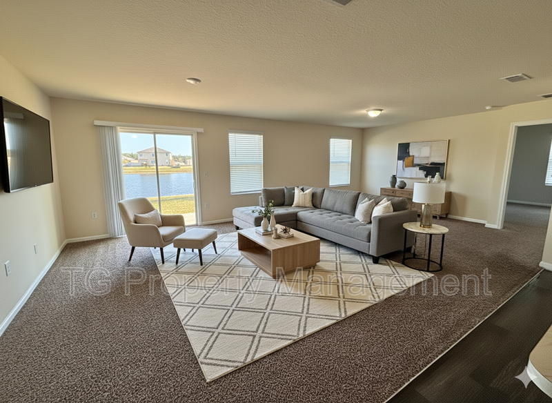 Jacksonville House: 15668 Palfrey Chase Drive