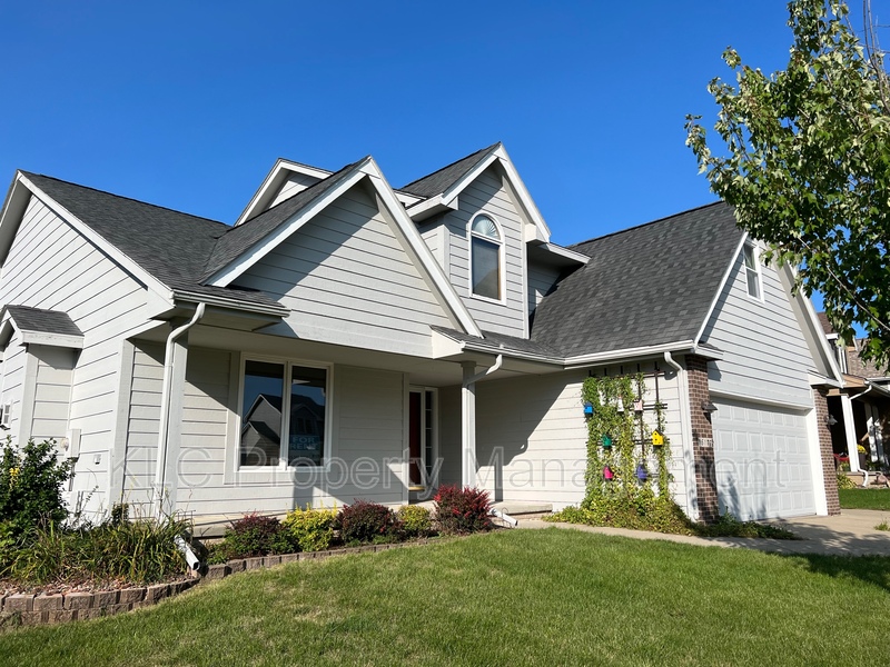 Request a Viewing for 15177 Hawthorn Drive Tenant Turner