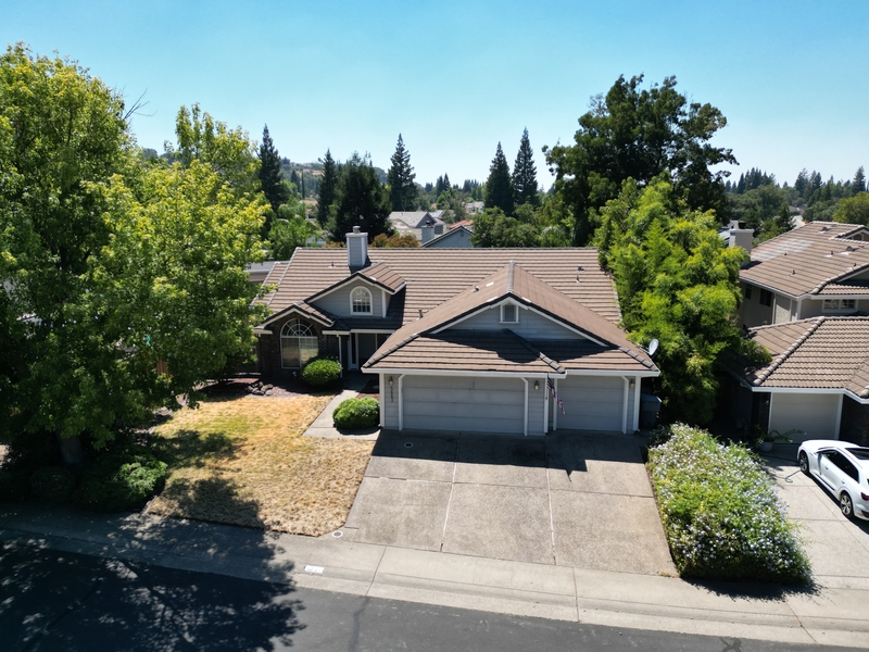 Rocklin House: 5663 Montclair Circle