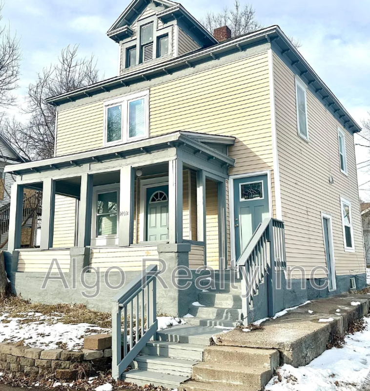Minneapolis House: 1402 North 21st Avenue