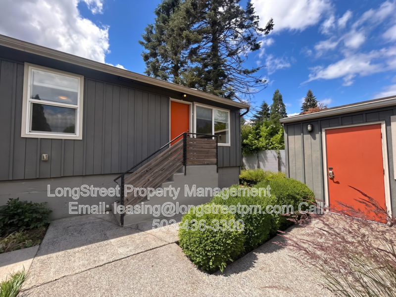 Portland House: 4819 NE 50th Pl