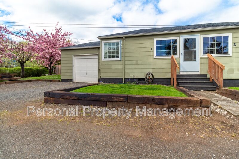 Vancouver Townhome: 1337 Z St