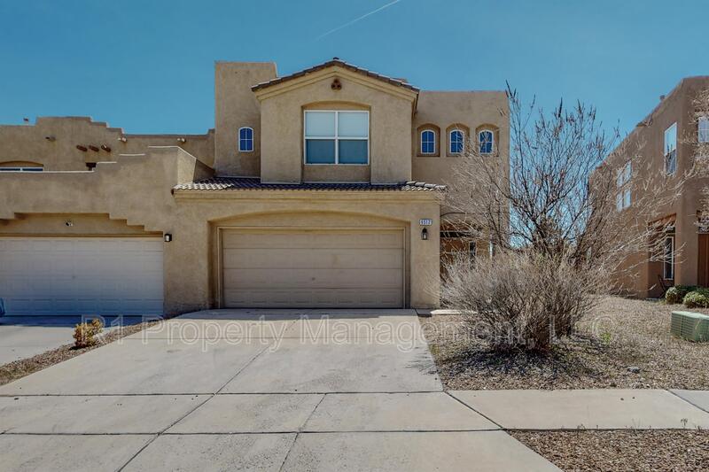Albuquerque House: 6512 Los Pueblos Place NW