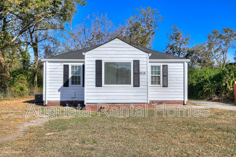 Augusta House: 2019 Roosevelt Drive