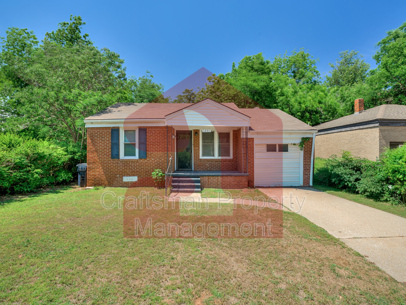 Oklahoma City House: 1201 Carverdale Drive