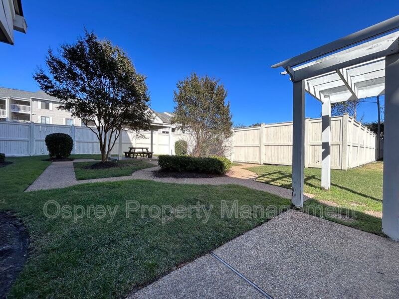 Gated community on the bay side of Shore Dr! "ASK ABOUT OUR ZERO DEPOSIT" - Photo 20