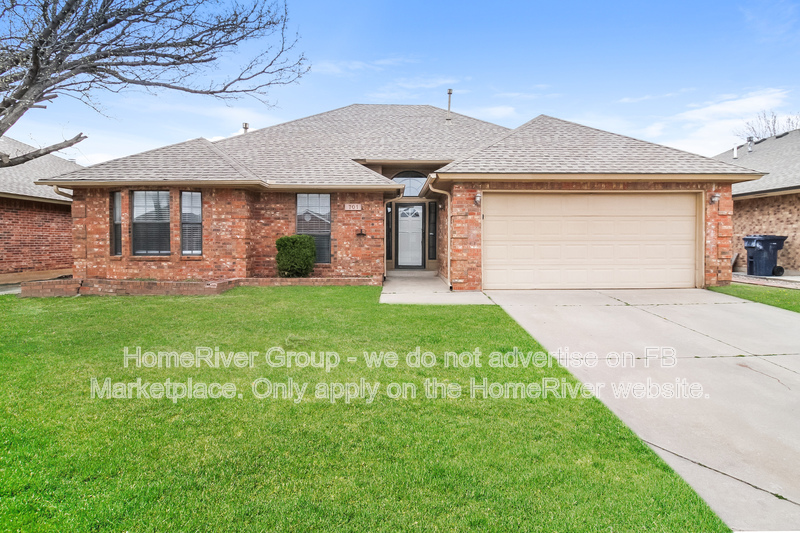 Oklahoma City House: 701 SW 153rd St