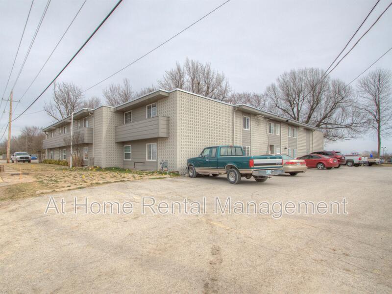 Broken Arrow Condo: 109 S. 9th St., Apt. 205