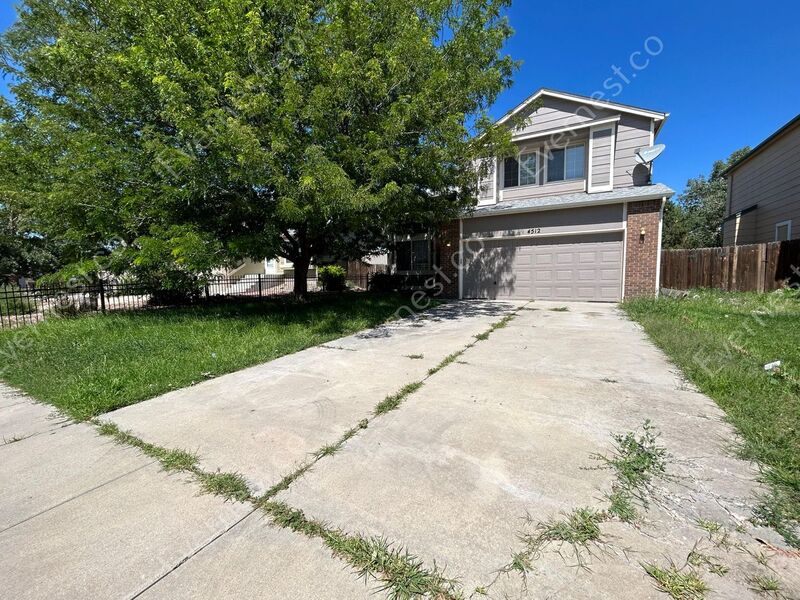 Request a Viewing for 4512 Gunbarrel Drive Tenant Turner