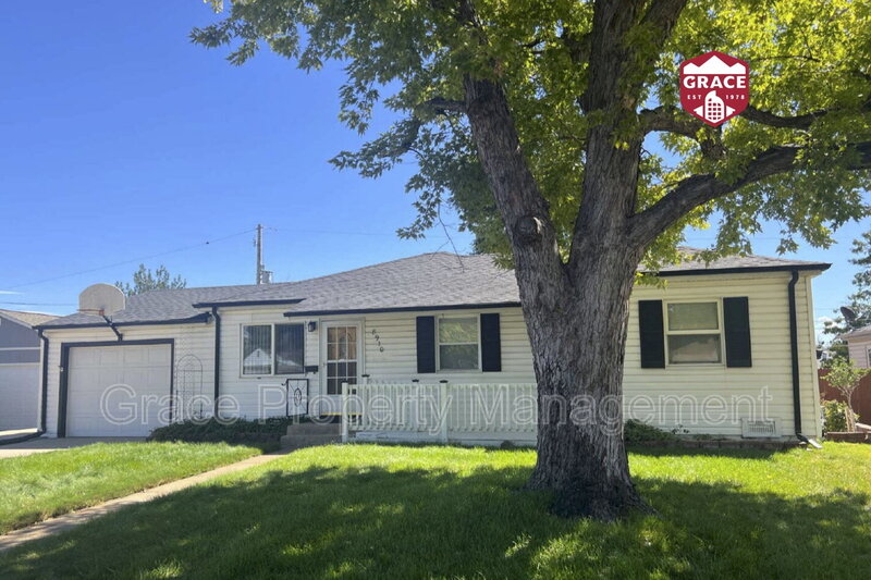 Thornton House: 8910 Hoyt Dr.