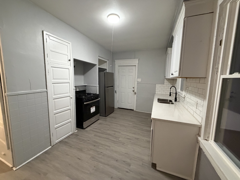 Cleveland Condo: 4144 Hyde Avenue - Downstairs