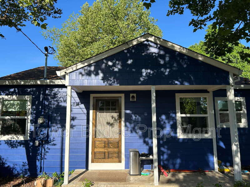 Sacramento House: 4000 36th St