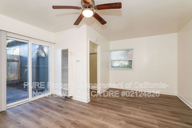 Santa Rosa House: 2107-B Montgomery Drive