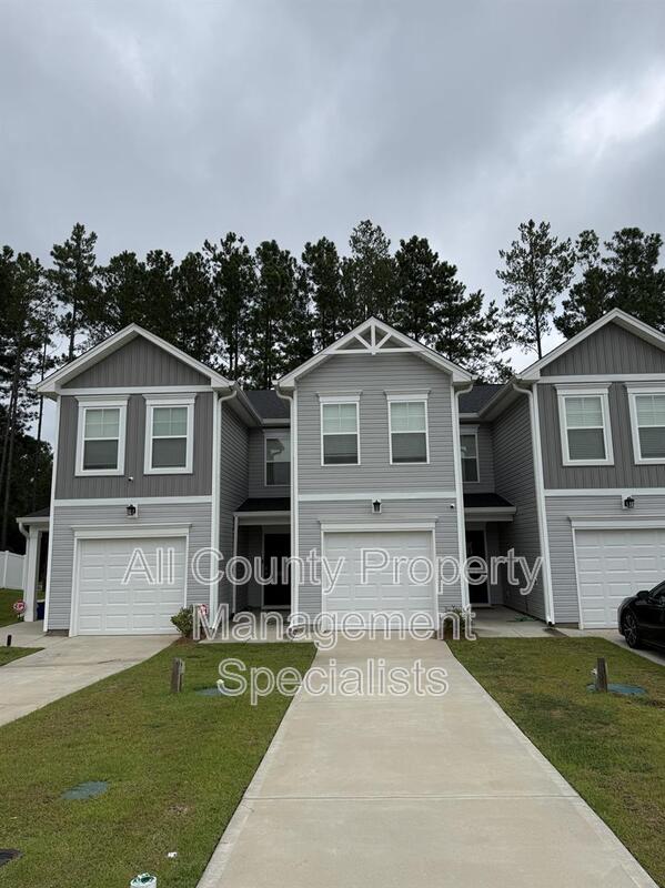Lugoff House: 1216 Champions Rest Rd