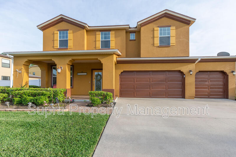Jacksonville House: 14289 Summer Breeze Dr E