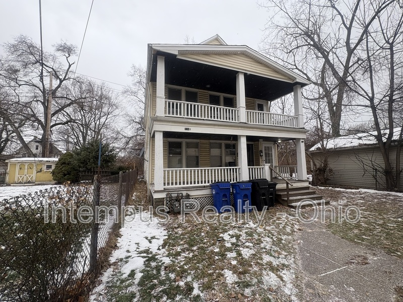 Cleveland Condo: 634 E 101st St