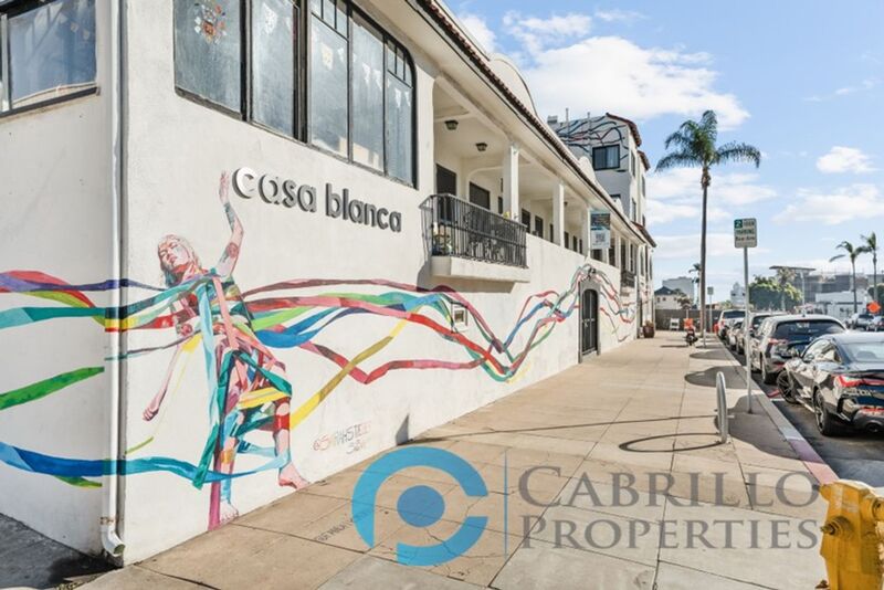 San Diego Condo: 417 E Juniper Street