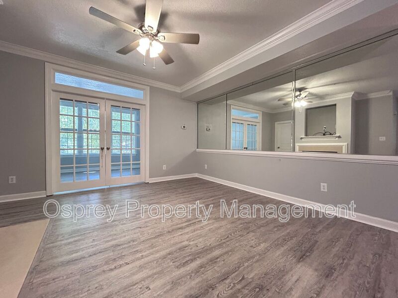 Gated community on the bay side of Shore Dr! "ASK ABOUT OUR ZERO DEPOSIT" - Photo 7