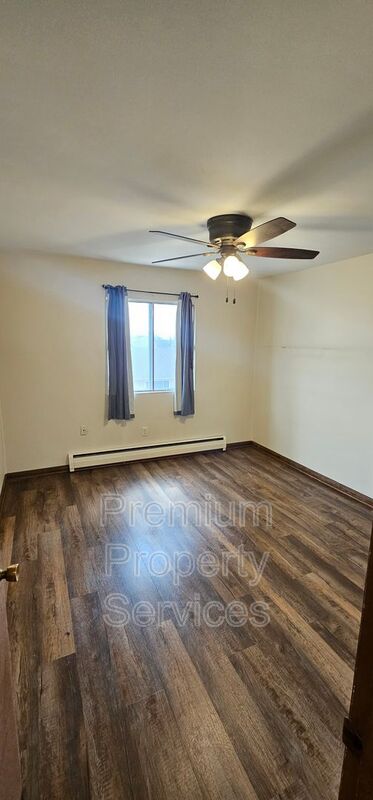 Beloit House: 339 West Grand Avenue