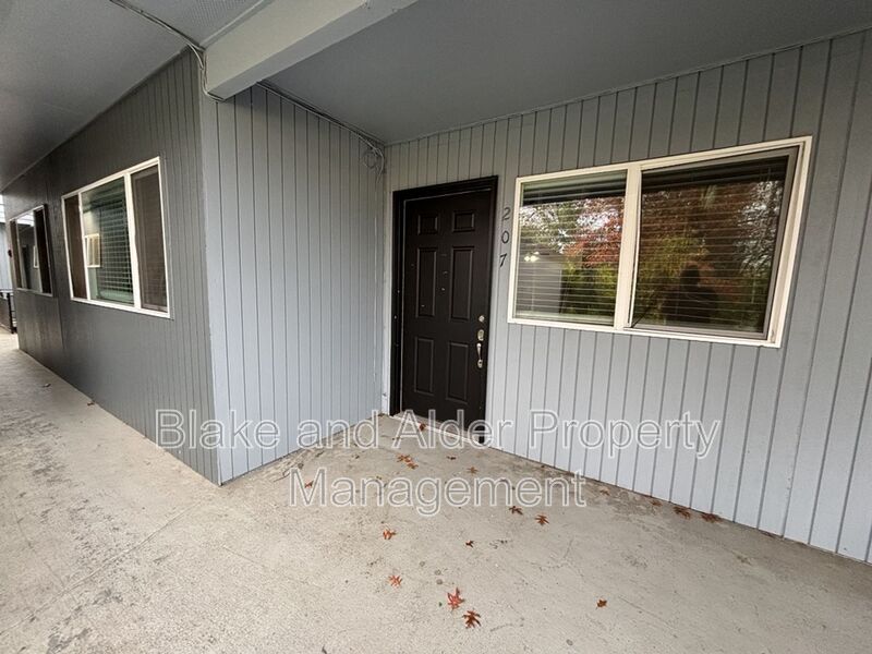 Beaverton House: 5950 SW Hall Blvd