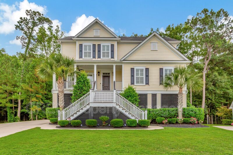 Summerville House: 258 Silver Cypress Circle