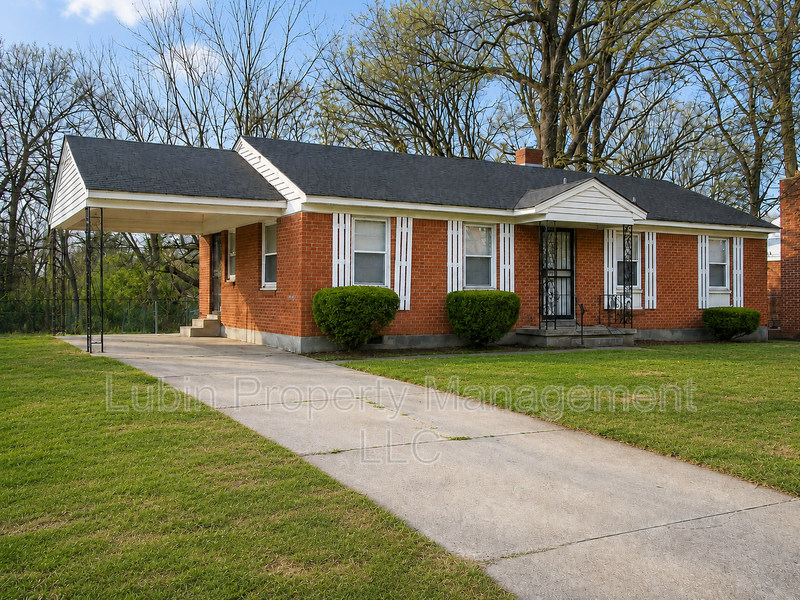 Memphis House: 3627 W Sutton Dr