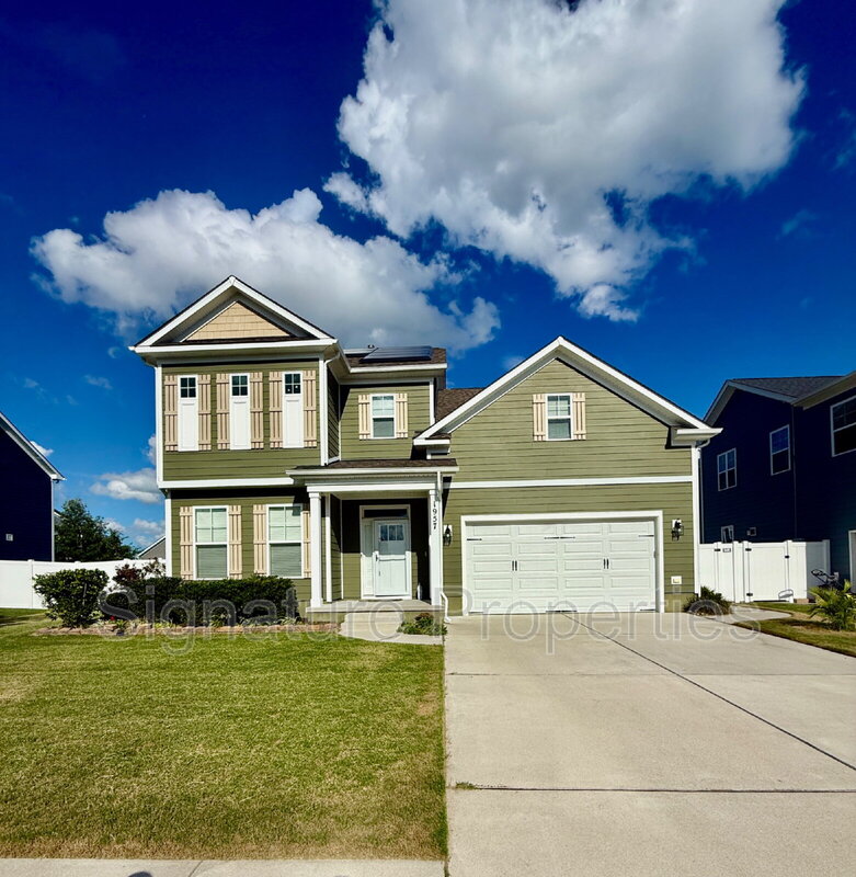 Chesapeake House: 1957 Ferguson Loop