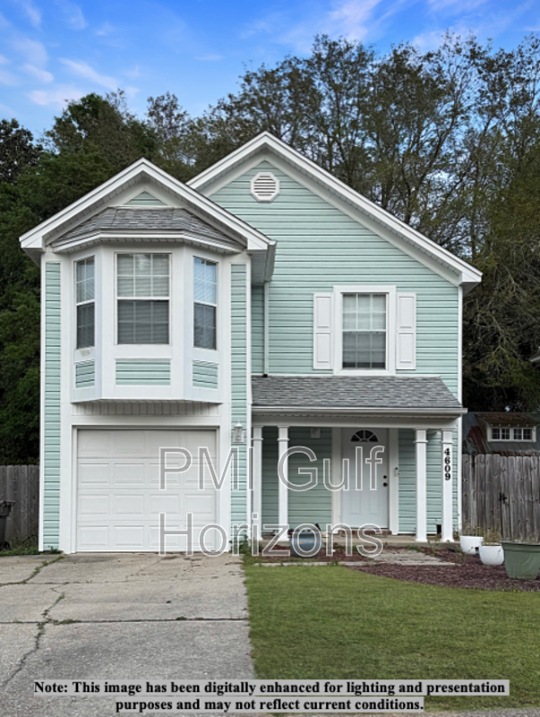 Pensacola House: 4609 Lennox Pl