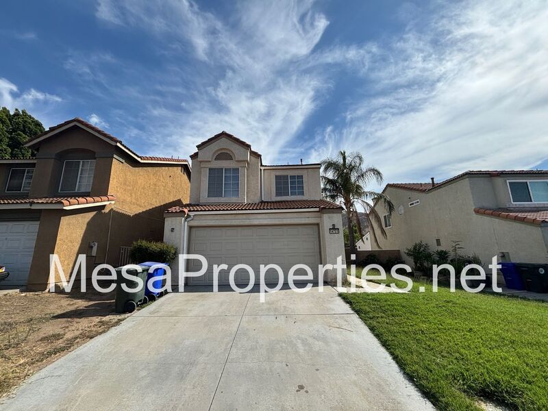 Fontana House: 14721 Cinnamon Dr