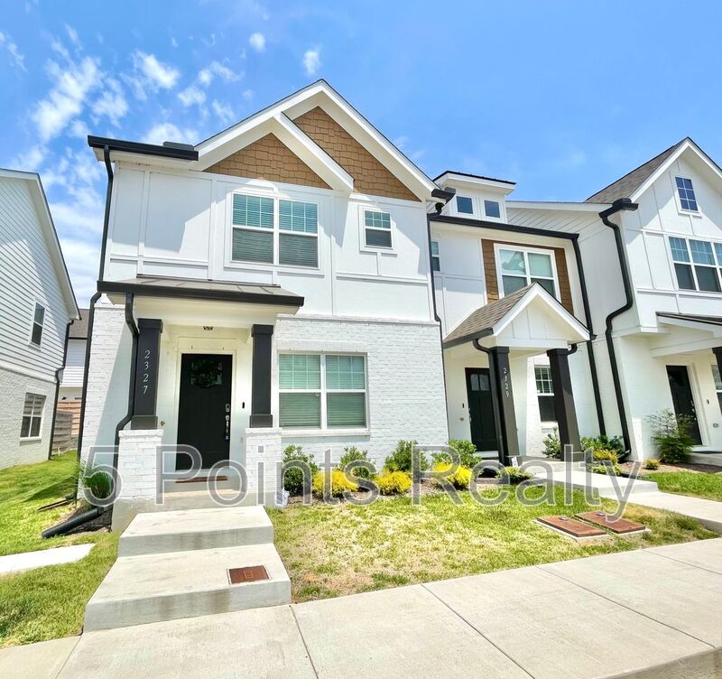 Old Hickory House: 2327 Patrick Ave