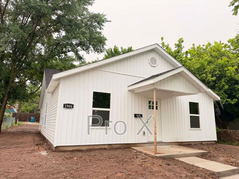 Joplin House: 1906 Missouri Ave