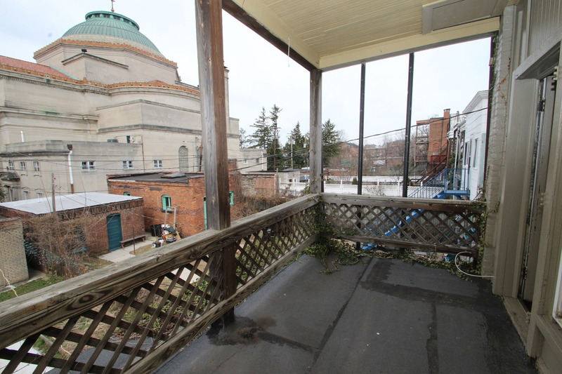 Baltimore Condo: 2814 St. Paul Street