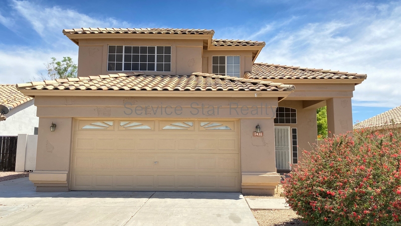 Glendale House: 7431 W Louise Dr