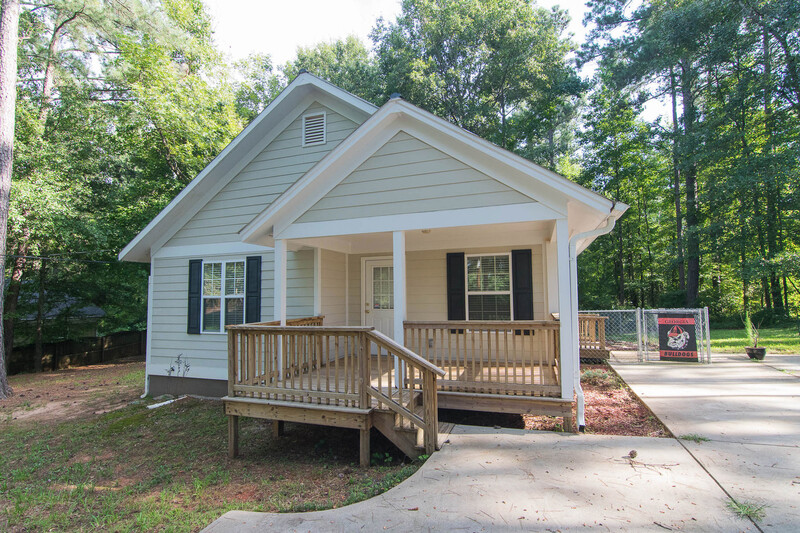 Athens House: 2354 Airport Drive