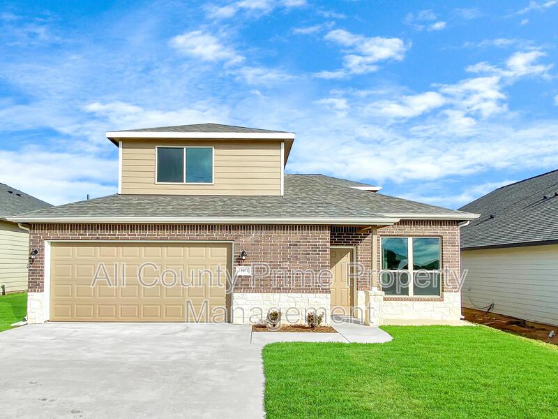 Willis House: 13071 Clear View Dr