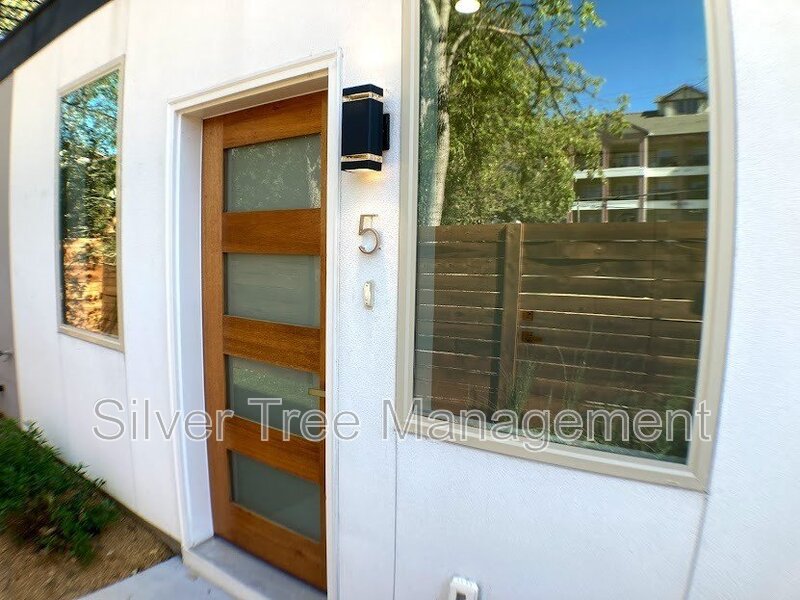 Dallas Condo: 3811 Munger Avenue