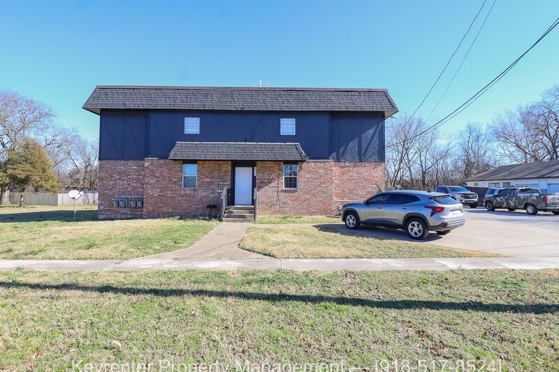 Sapulpa Condo: 405 S Maple St