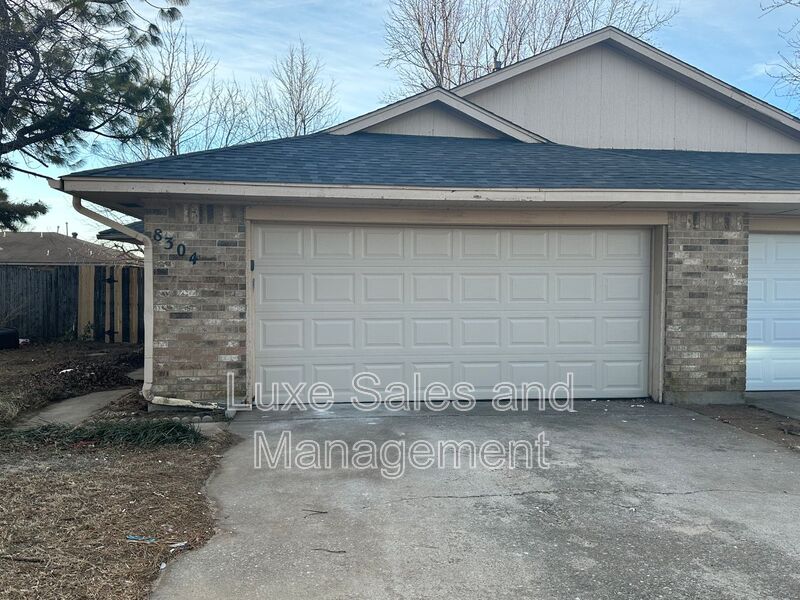 Oklahoma City House: 8304 NW 8th Street