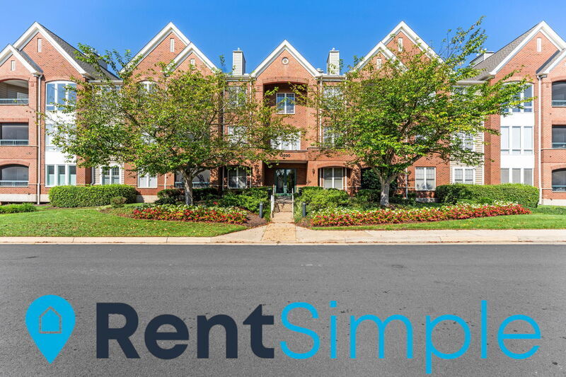Gainesville Condo: 13890 Chelmsford Drive