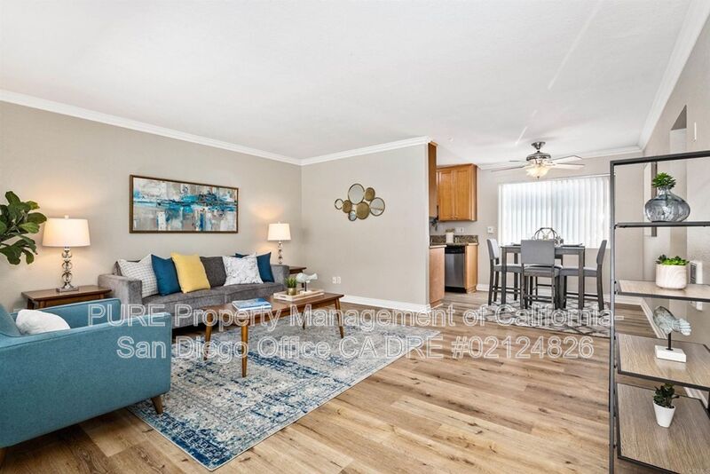 Imperial Beach House: 615 9th St