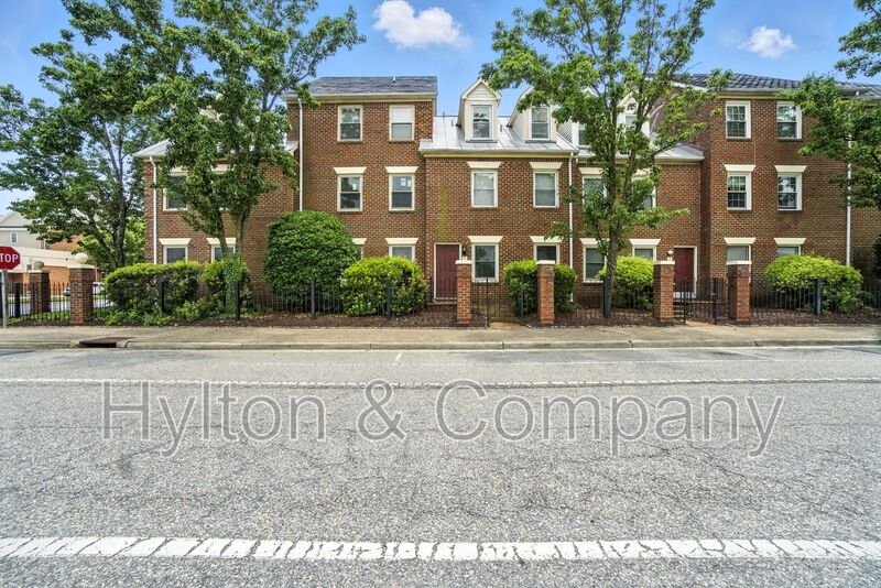 Hampton Condo: 3 Lincoln St
