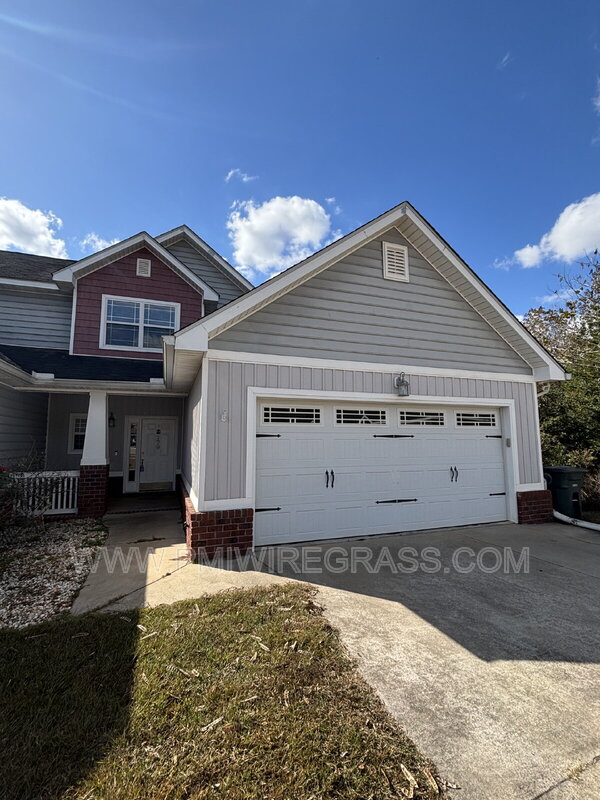 Enterprise Townhome: 229 Charleston Drive