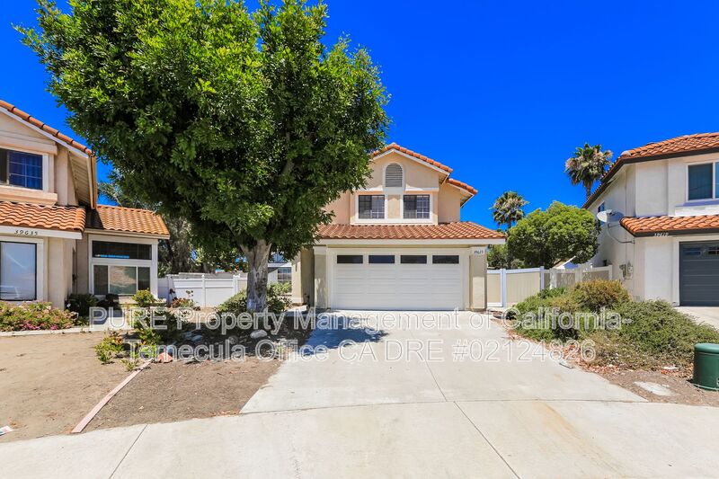 Murrieta House: 39625 Almansa Court