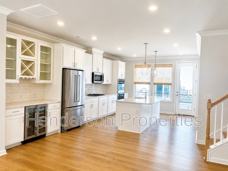 Charlotte Townhome: 3008 Oak Landing Dr