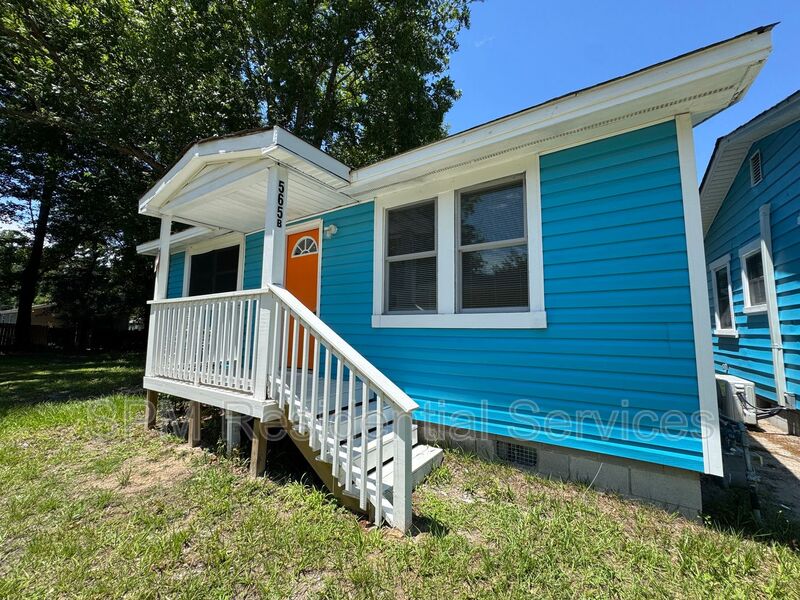 Wilmington House: 565 Manly St.