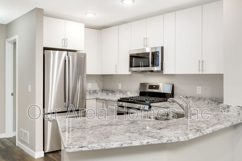 Otsego House: 6138 Manchester Ave NE