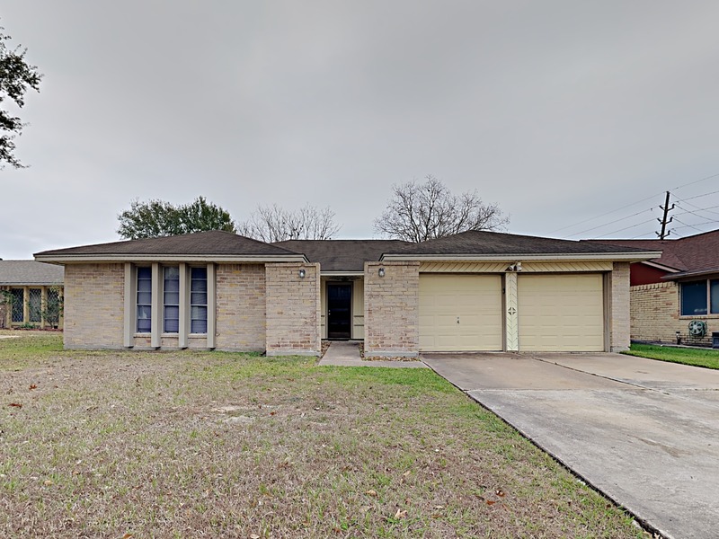 Houston House: 7306 Ridgeberry Dr